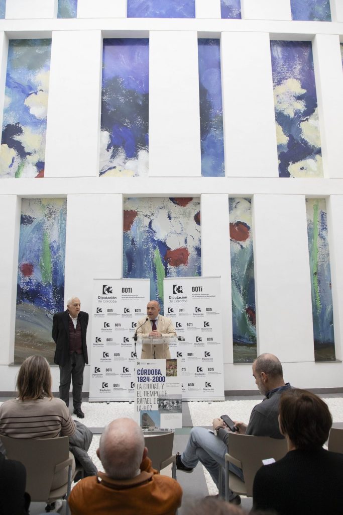 Inauguración de la exposición en el Centro de Arte Rafael Botí